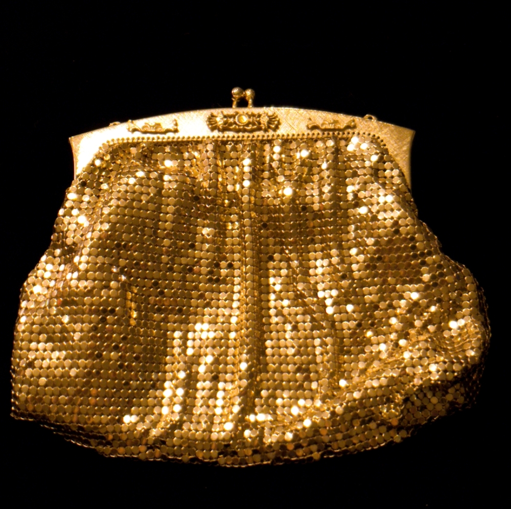 Vintage Whiting & Davis metallic mesh handbag